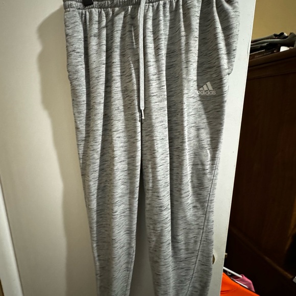 Men’s Size large Adidas Sweat Pants~gray and black hardly work Cuff bottom ankle - Picture 2 of 7